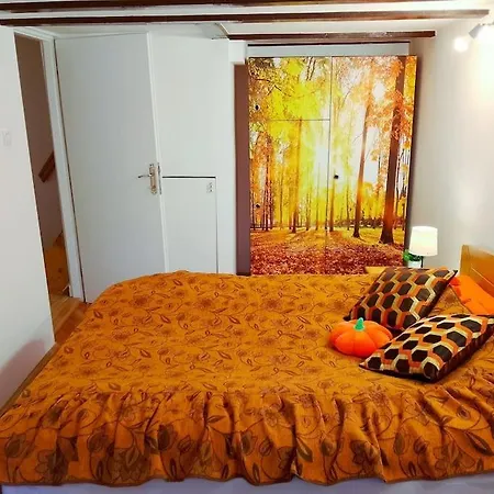 4 Seasons Apartment *